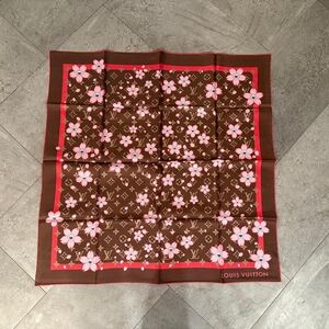 Louis Vuitton Brown and Pink Floral Scarf